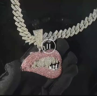 Icy Crystal Lip Chain Necklace – Statement Jewelry